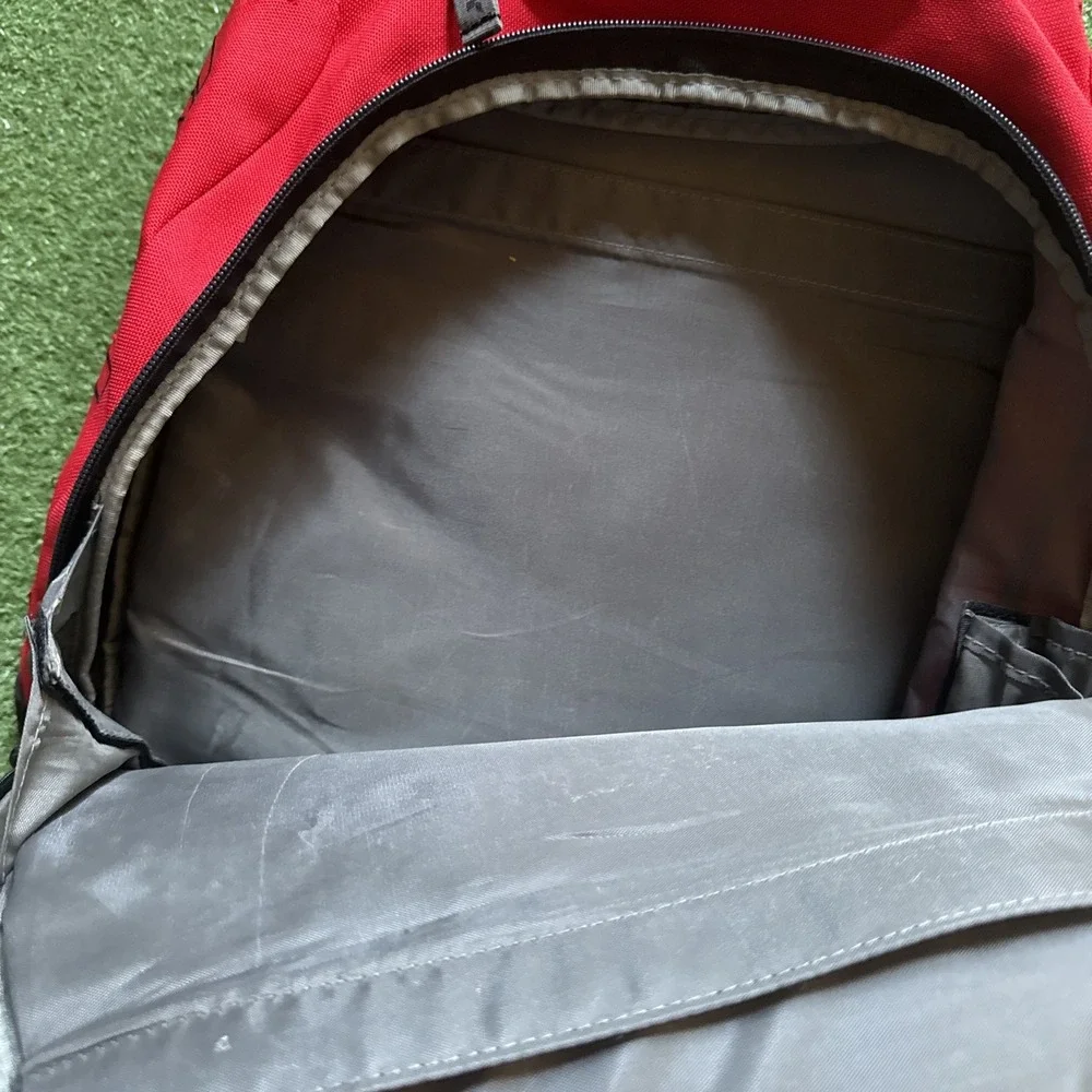 Oakley Red Backpack Tactical Field Bag, Hiking, School And Laptop - RARE NICE!‎